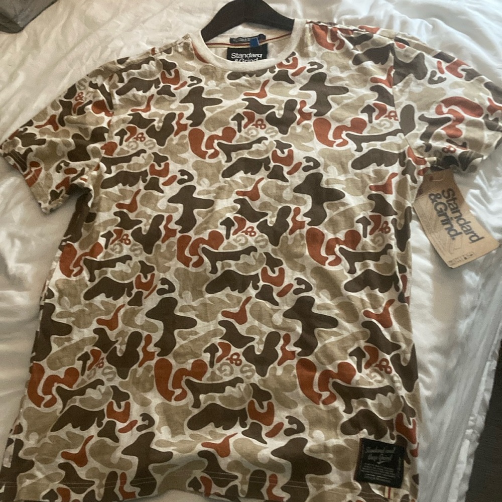 Mens tshirt standard and grind xl